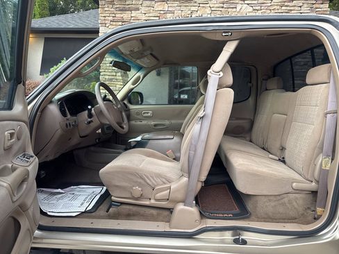 Used 2003 Toyota Tundra SR5 RWD image 11