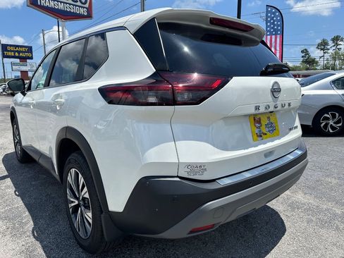 Used 2023 Nissan Rogue SV AWD/4WD image 5