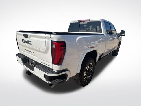 Used 2024 GMC Sierra 2500 Denali Ultimate w/ Max Trailering Package AWD/4WD image 8