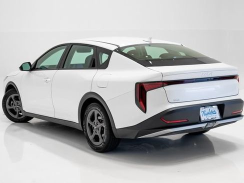 Used 2025 Kia K4 FWD image 31
