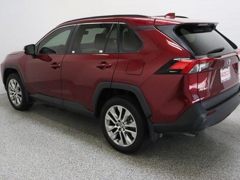 Used 2024 Toyota RAV4 XLE Premium FWD image 9