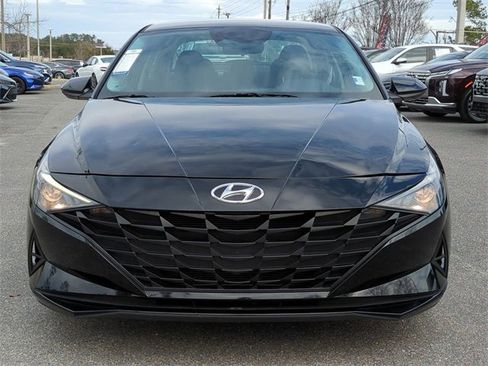 Used 2022 Hyundai Elantra SEL image 9