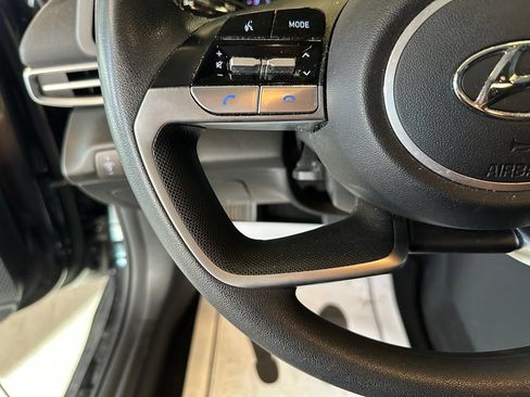 Used 2023 Hyundai Elantra SEL w/ Cargo Package FWD image 11