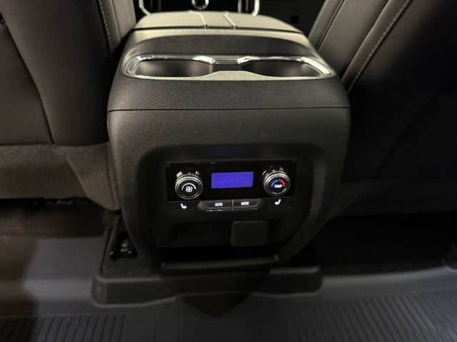 New 2026 GMC Acadia Denali w/ Super Cruise Package FWD image 18
