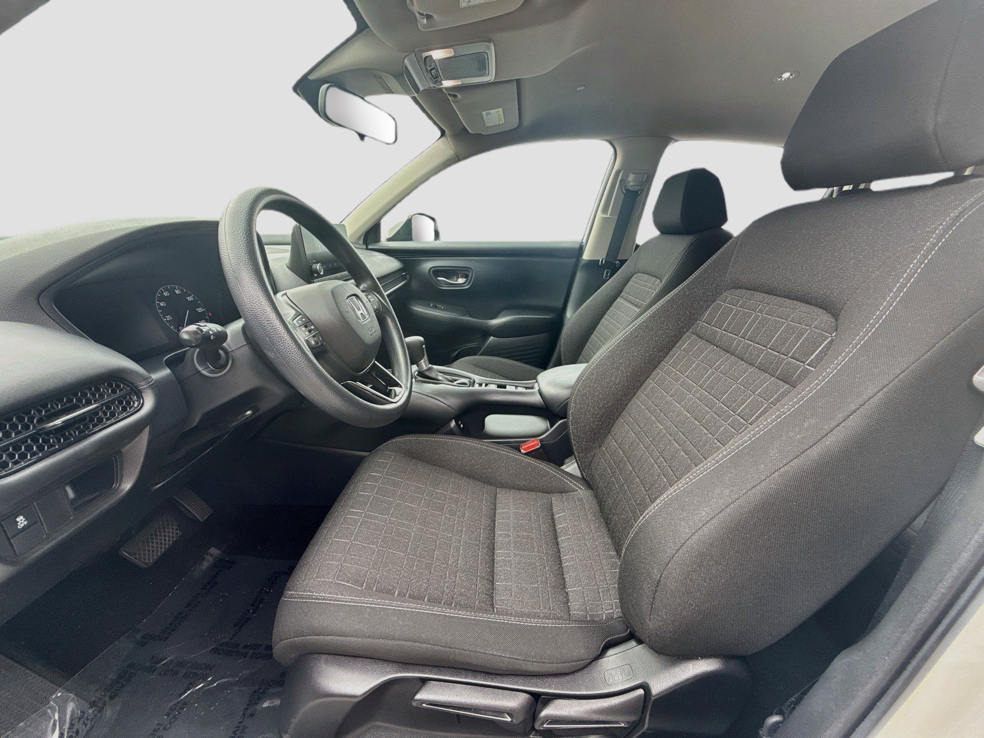 Used 2024 Honda HR-V LX image 17