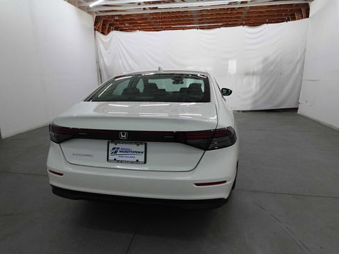 Used 2025 Honda Accord LX image 5