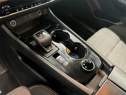 Used 2023 Nissan Rogue SV image 20