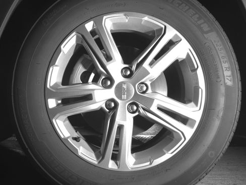 Used 2024 GMC Terrain SLE image 17