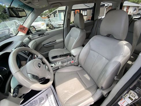Used 2013 Subaru Forester 2.5X Limited AWD/4WD image 13