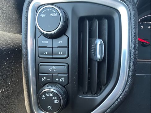 Used 2021 Chevrolet Silverado 1500 LT w/ All Star Edition Plus AWD/4WD image 18