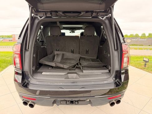 Used 2024 Chevrolet Suburban Z71 w/ Off-Road Capability Package AWD/4WD image 37