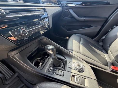 Used 2018 BMW X1 xDrive28i image 19