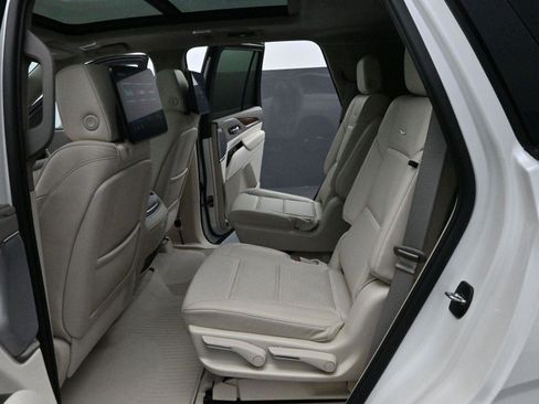 Certified 2024 Cadillac Escalade Sport Platinum w/ LPO, Floor Liner Package image 34