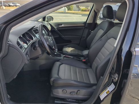 Used 2017 Volkswagen Golf Alltrack SEL image 24