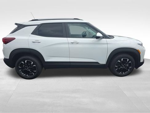 Used 2022 Chevrolet TrailBlazer LT w/ Driver Confidence Package FWD image 7