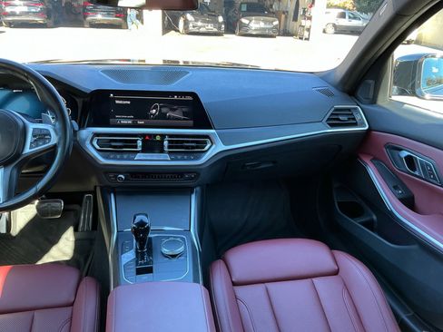 Used 2022 BMW 330e w/ M Sport Package image 17