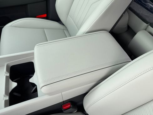 Certified 2026 Hyundai Santa Fe SEL image 14