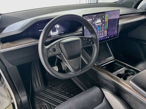 Used 2022 Tesla Model X AWD/4WD image 24