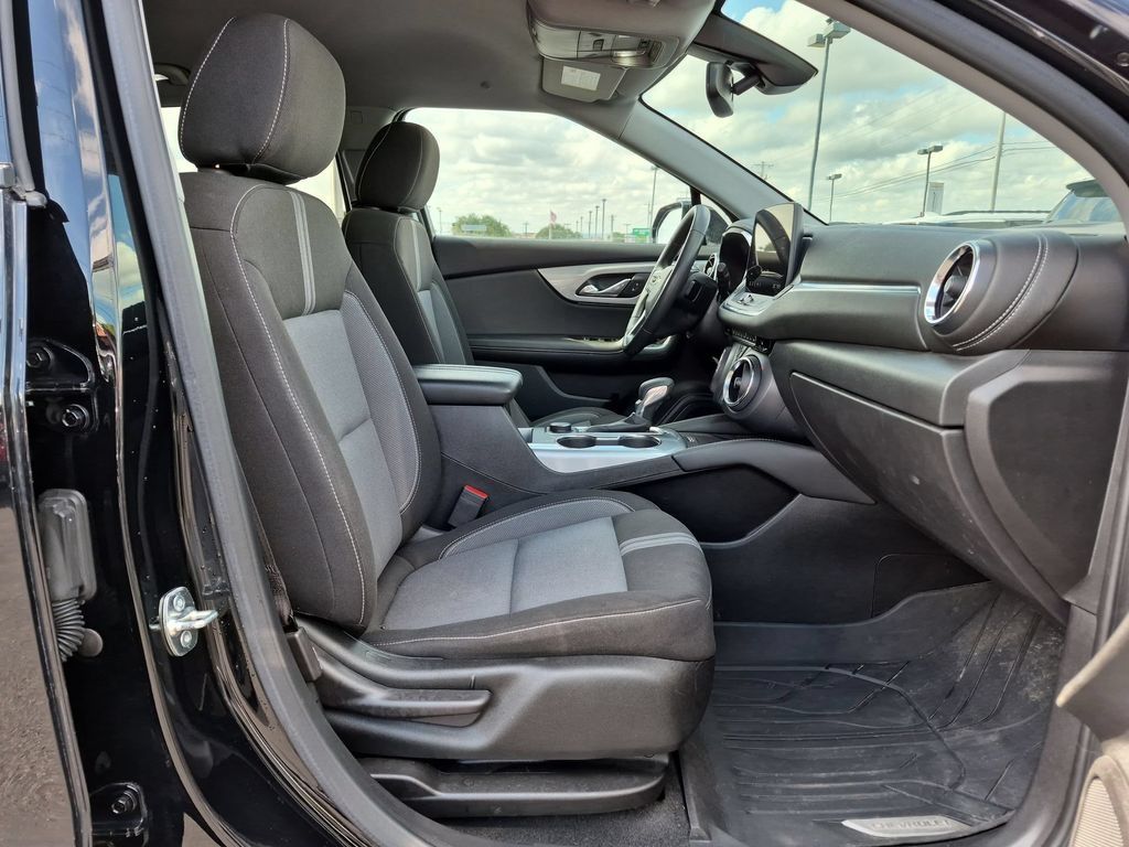 Certified 2023 Chevrolet Blazer LT w/ Convenience Package FWD image 26