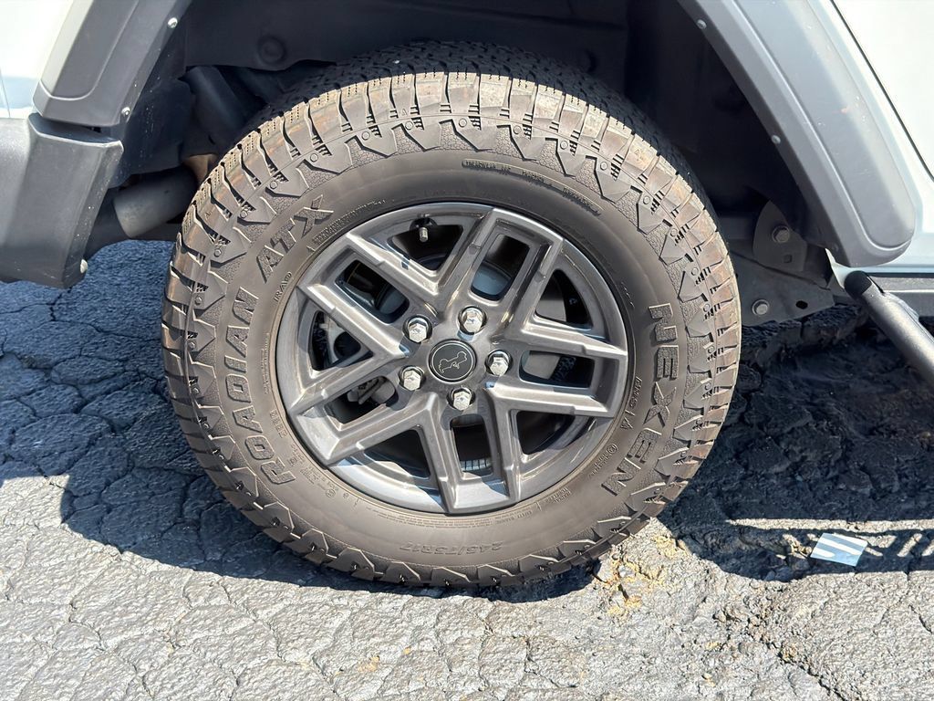 Used 2024 Jeep Wrangler Unlimited Sport AWD/4WD image 21