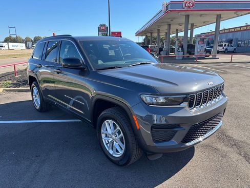 New 2025 Jeep Grand Cherokee Laredo X w/ Luxury Tech Group I image 8