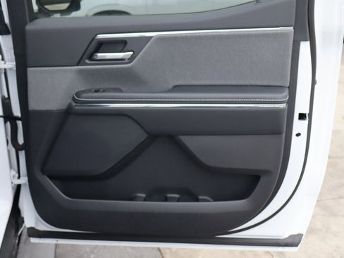 New 2026 GMC Sierra EV Elevation image 24