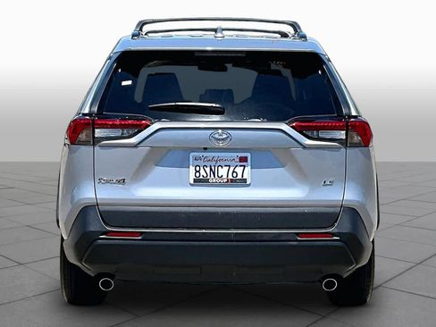 Certified 2020 Toyota RAV4 LE w/ Carpet Mat Package FWD image 4