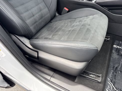 Used 2023 Mitsubishi Outlander SE AWD/4WD image 28
