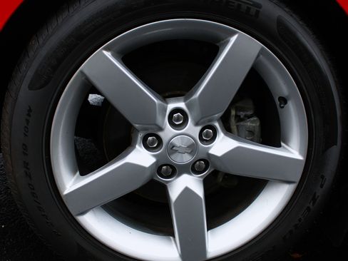 Used 2015 Chevrolet Camaro LT image 11