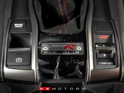 Used 2021 Honda Civic Type R Limited image 33