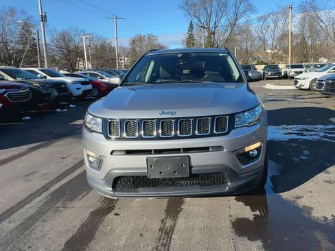 Used 2018 Jeep Compass Latitude w/ Popular Equipment Group image 3