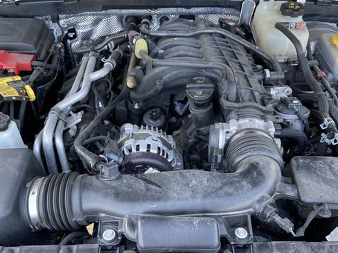Used 2024 Jeep Wrangler Unlimited Sport AWD/4WD image 27