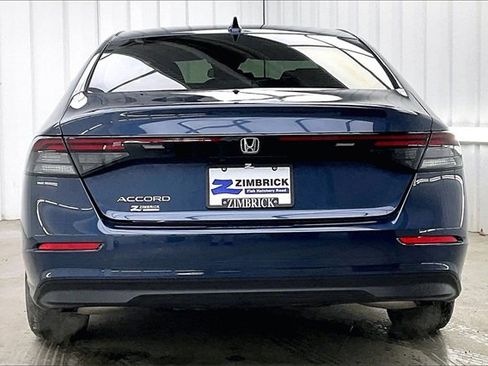 Certified 2023 Honda Accord EX image 4