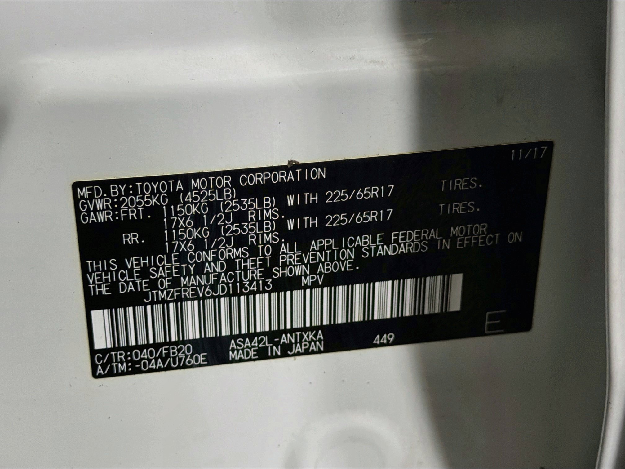 Used 2018 Toyota RAV4 LE w/ All Weather Liner Package FWD image 12