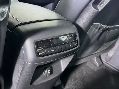 Used 2024 Hyundai Palisade SEL FWD image 27