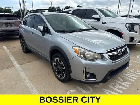 Used 2016 Subaru Crosstrek 2.0i Limited w/ Popular Package #2 AWD/4WD image 3