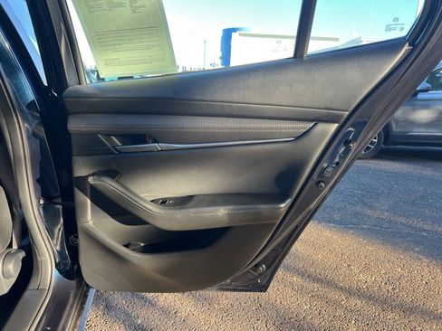 Used 2025 MAZDA MAZDA3 s image 13