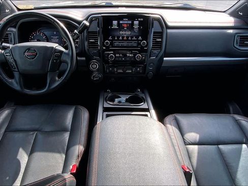 Used 2021 Nissan Titan PRO-4X w/ Pro-4x Convenience Package image 16