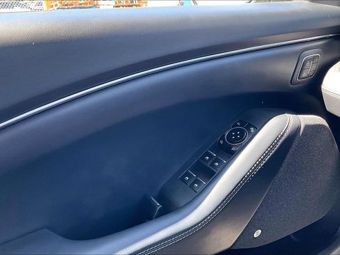 Used 2025 Ford Mustang Mach-E Premium AWD/4WD image 36