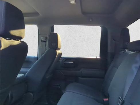 Used 2024 Chevrolet Silverado 2500 Custom w/ Custom Value Package image 15