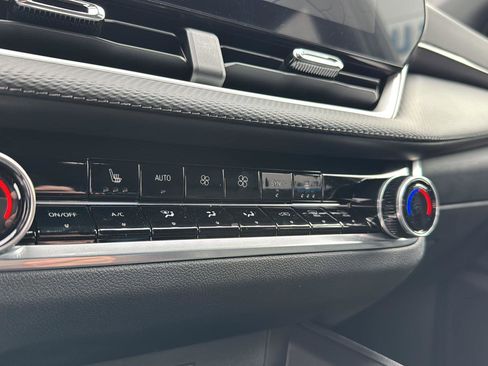 New 2026 Chevrolet Equinox LT w/ Convenience Package II image 24