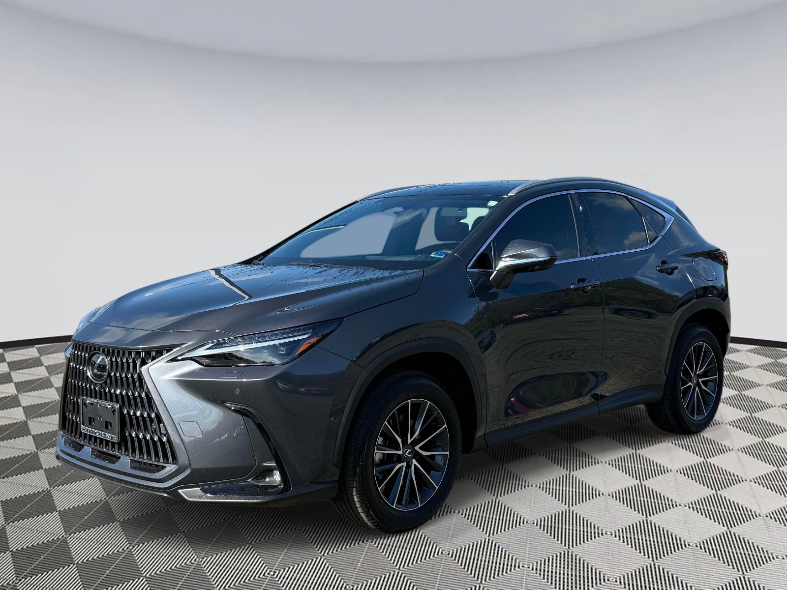 Used 2025 Lexus NX 350h AWD w/ Luxury Package image 5