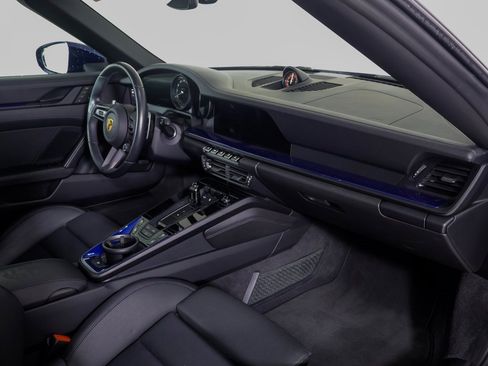 Certified 2023 Porsche 911 Carrera GTS image 8