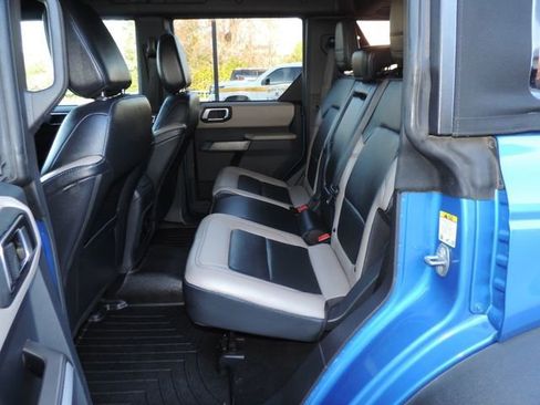 Used 2022 Ford Bronco Wildtrak image 21