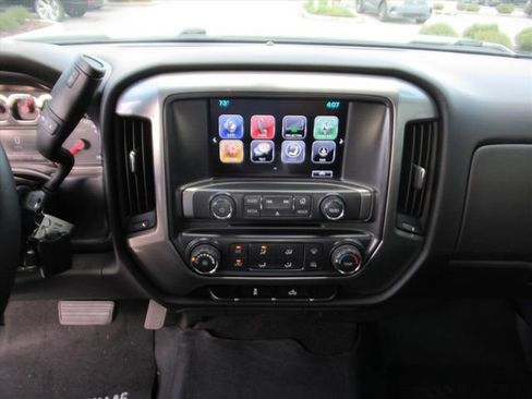 Used 2018 Chevrolet Silverado 1500 LT image 21