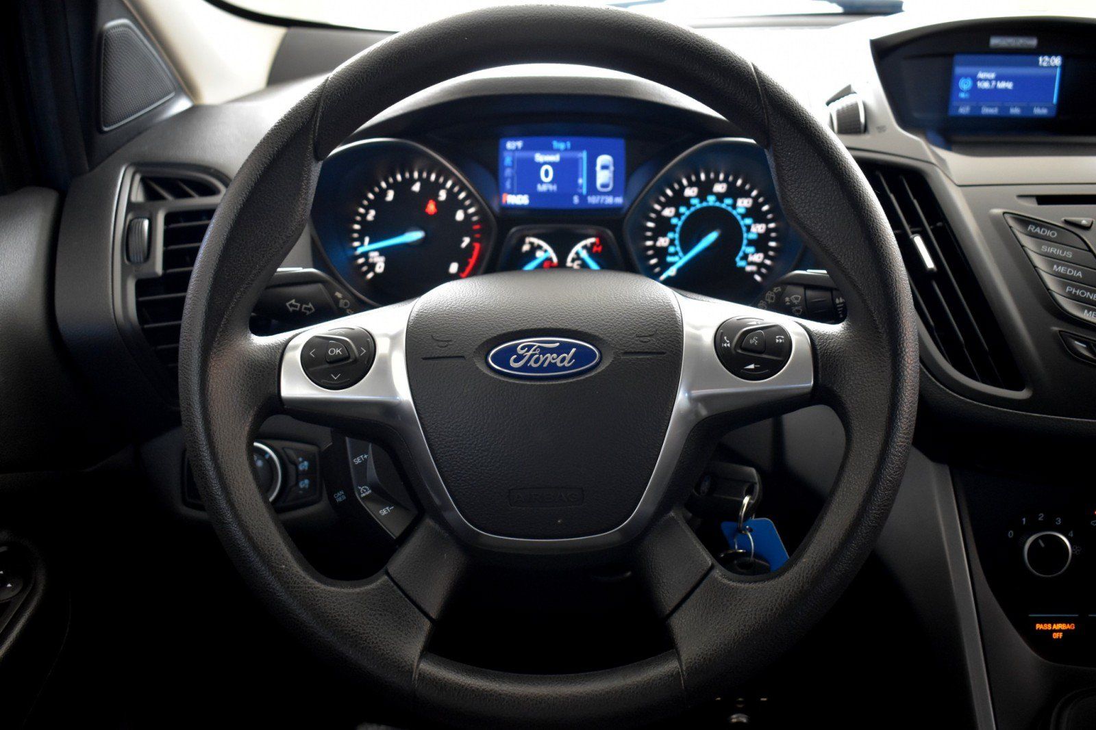 Used 2015 Ford Escape SE FWD image 12