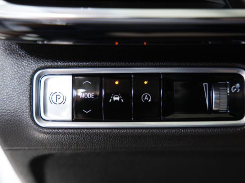 Used 2024 Buick Envision Preferred AWD/4WD image 35