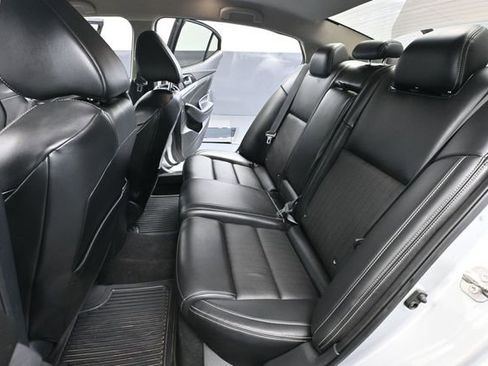 Used 2017 Nissan Maxima 3.5 SV w/ Dynamic Package FWD image 33