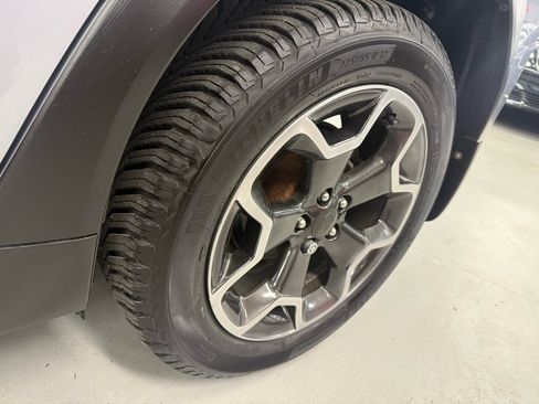 Used 2014 Subaru Crosstrek 2.0i Limited image 11