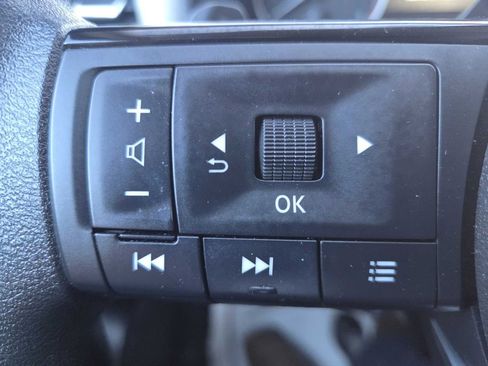 Used 2023 Nissan Rogue SV image 10